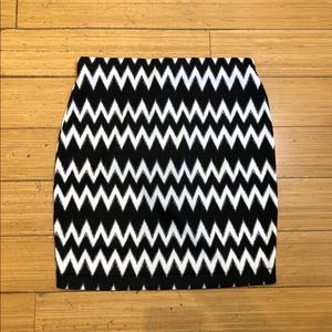 H&M Pencil Mini Skirt